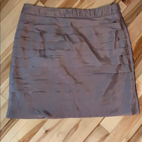 Loft pleated silk mini skirt size 6